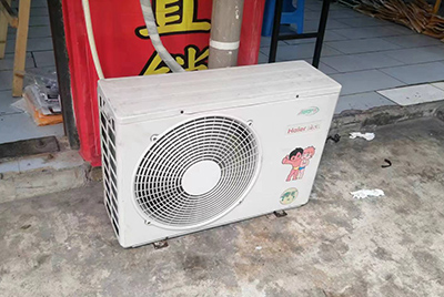 曲阳空调突然不制冷只吹自然风怎么办？